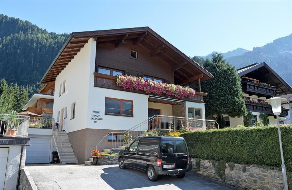 Haus Dejakom Mayrhofen Ngoại thất bức ảnh