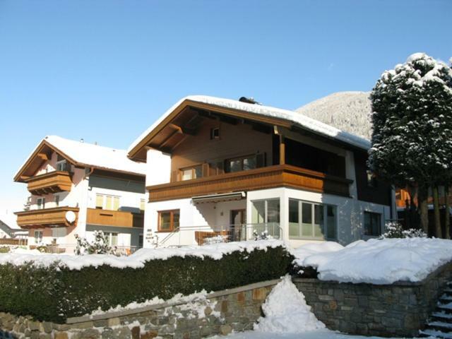 Haus Dejakom Mayrhofen Ngoại thất bức ảnh